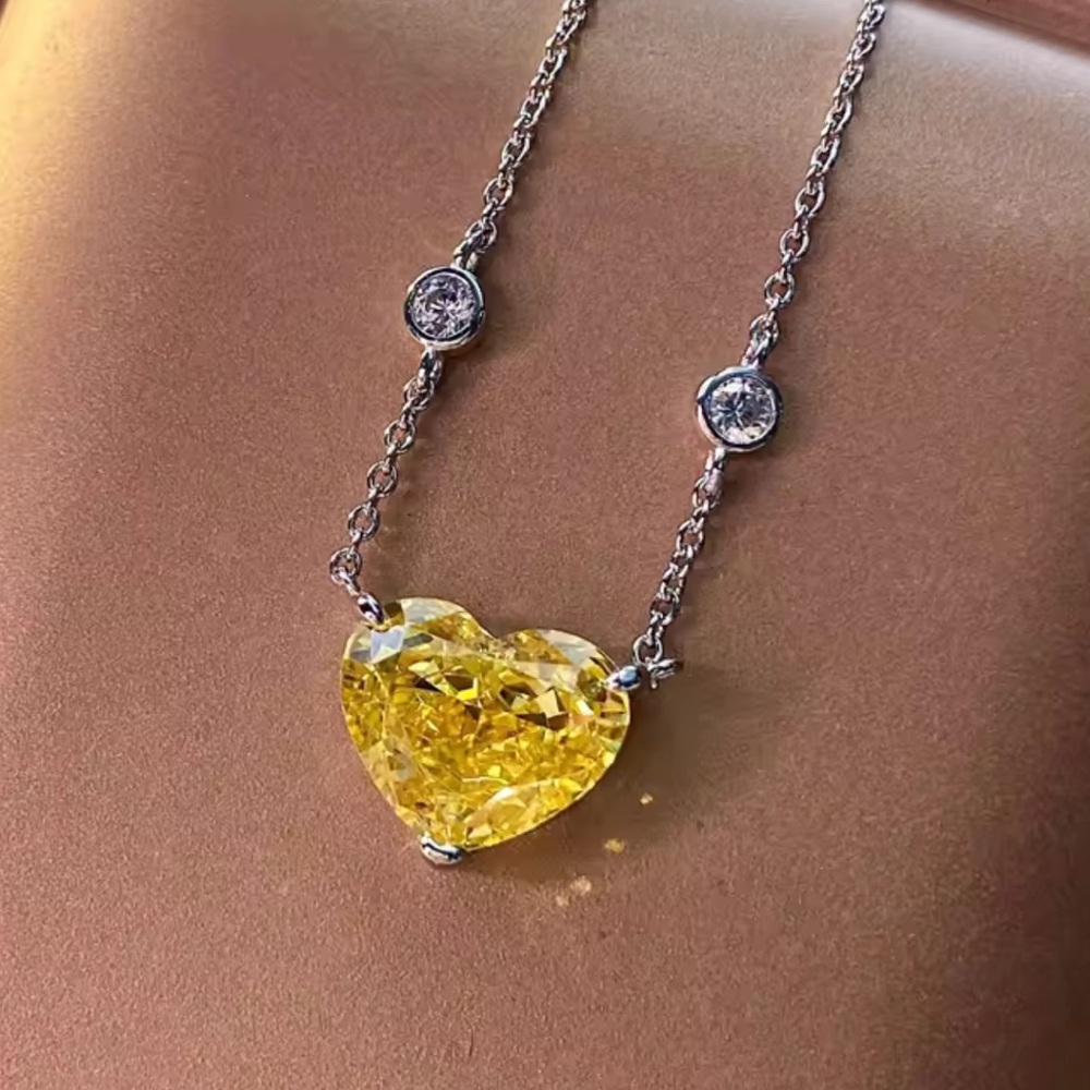 4ct Platinum Canary Heart Necklace